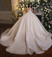 Beaded Princess Lace Sleeveless Wedding Dress