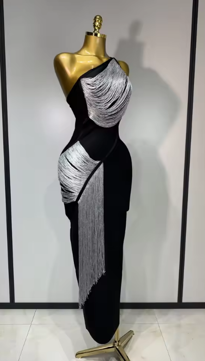 Cindy Sexy Slanted Collar Silver Tassel Bandage Dress