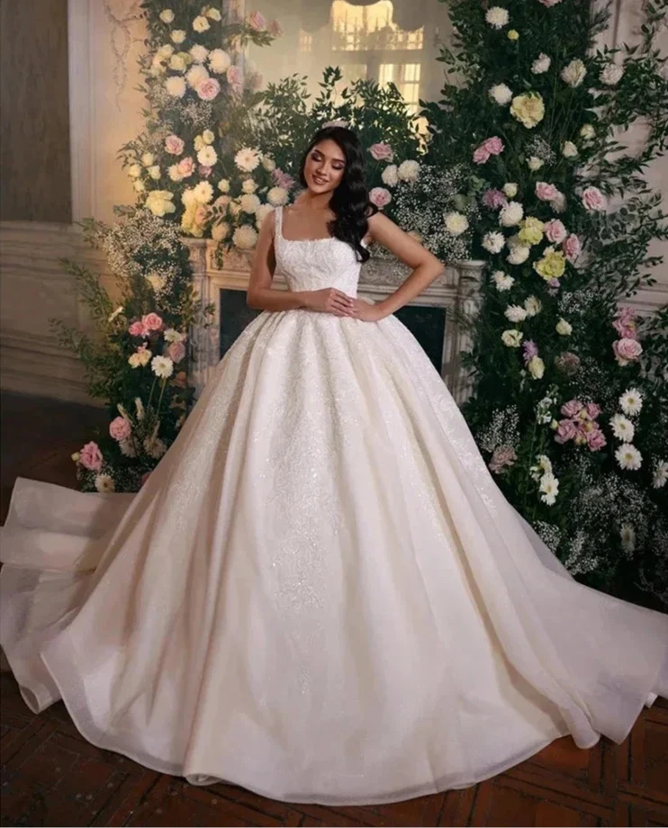Beaded Princess Lace Sleeveless Wedding Dress