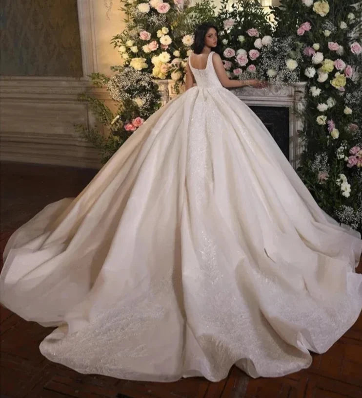 Beaded Princess Lace Sleeveless Wedding Dress