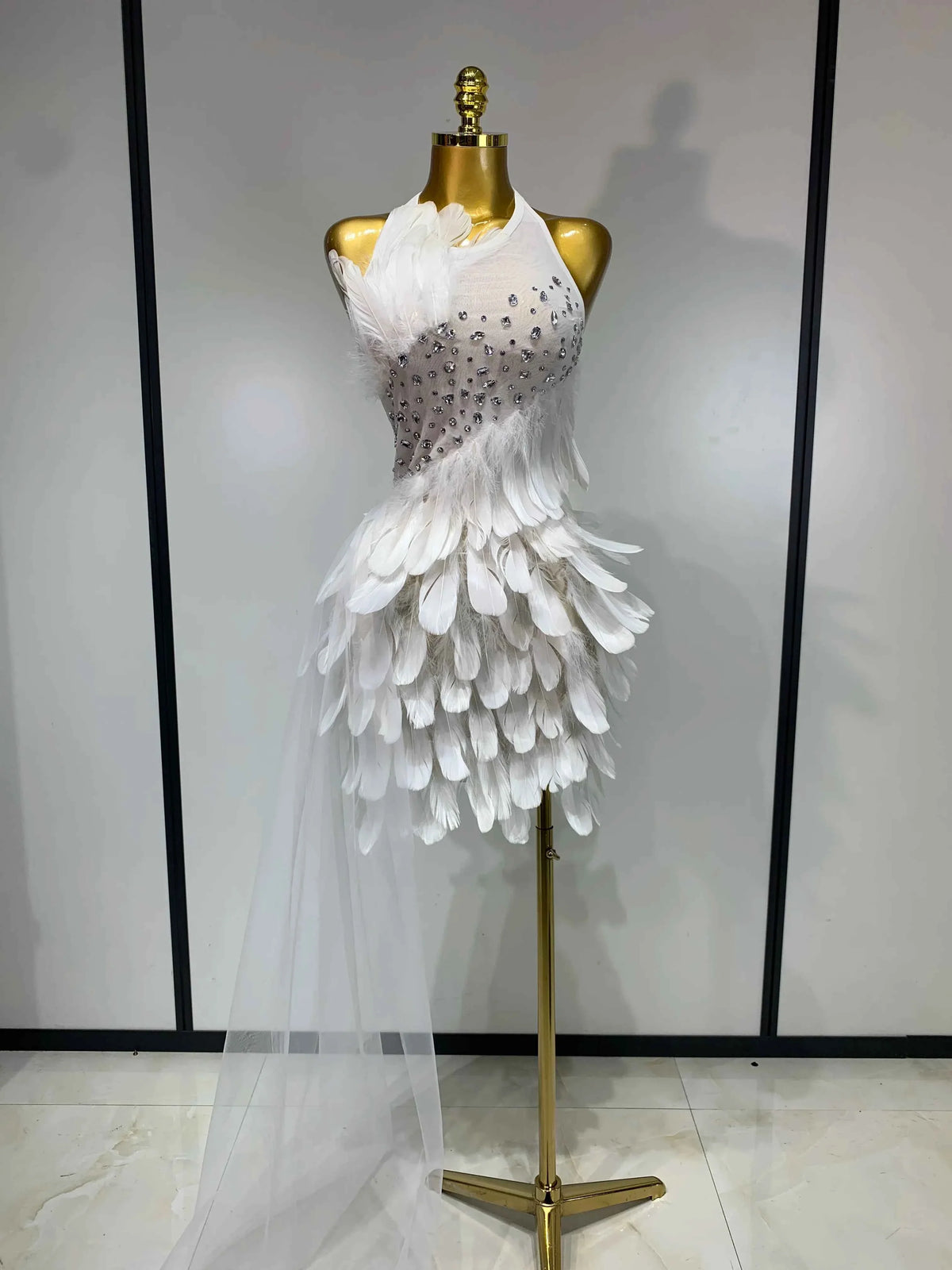 Cheska Sexy Halter Backless Feather Evening Party Dress