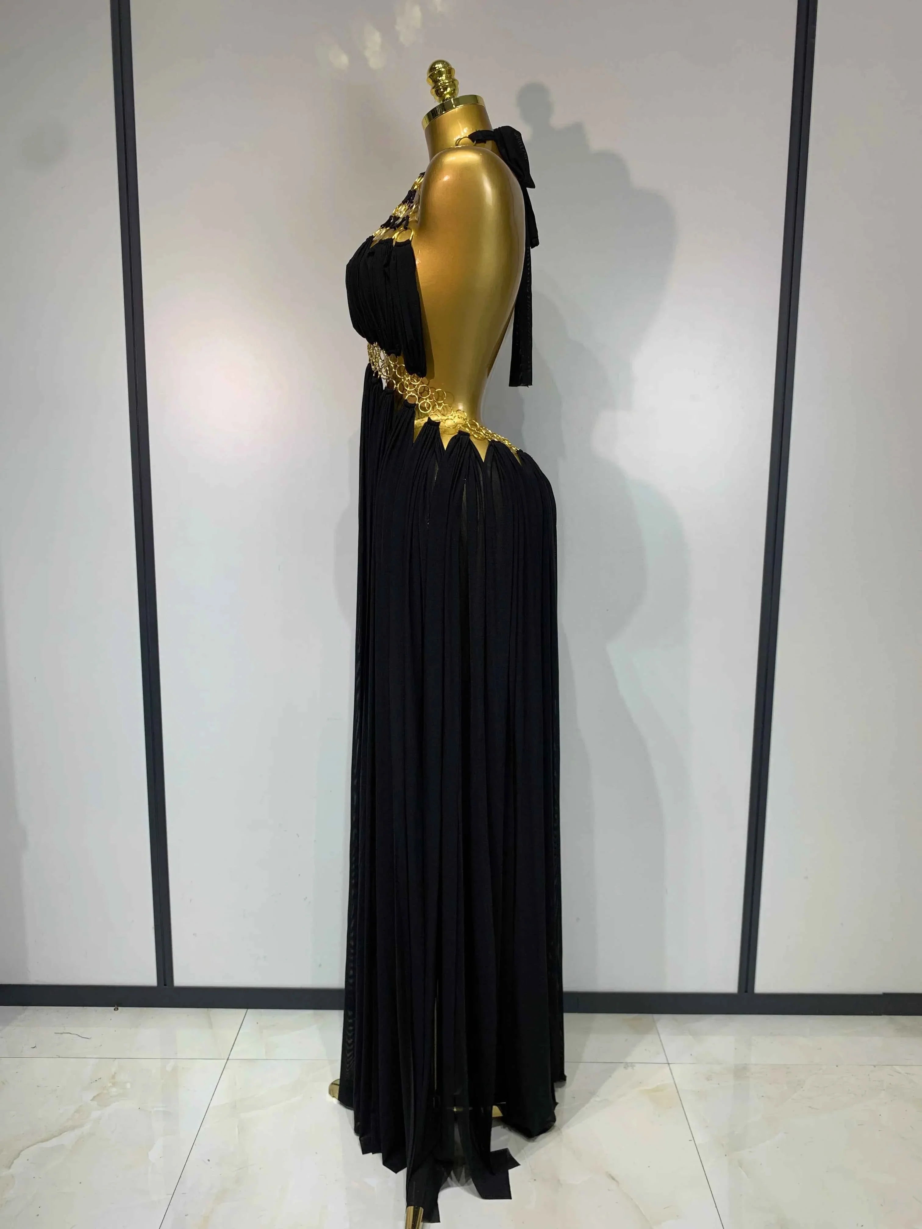 Alyn Sexy Cutout Backless White Black Maxi Long Dress