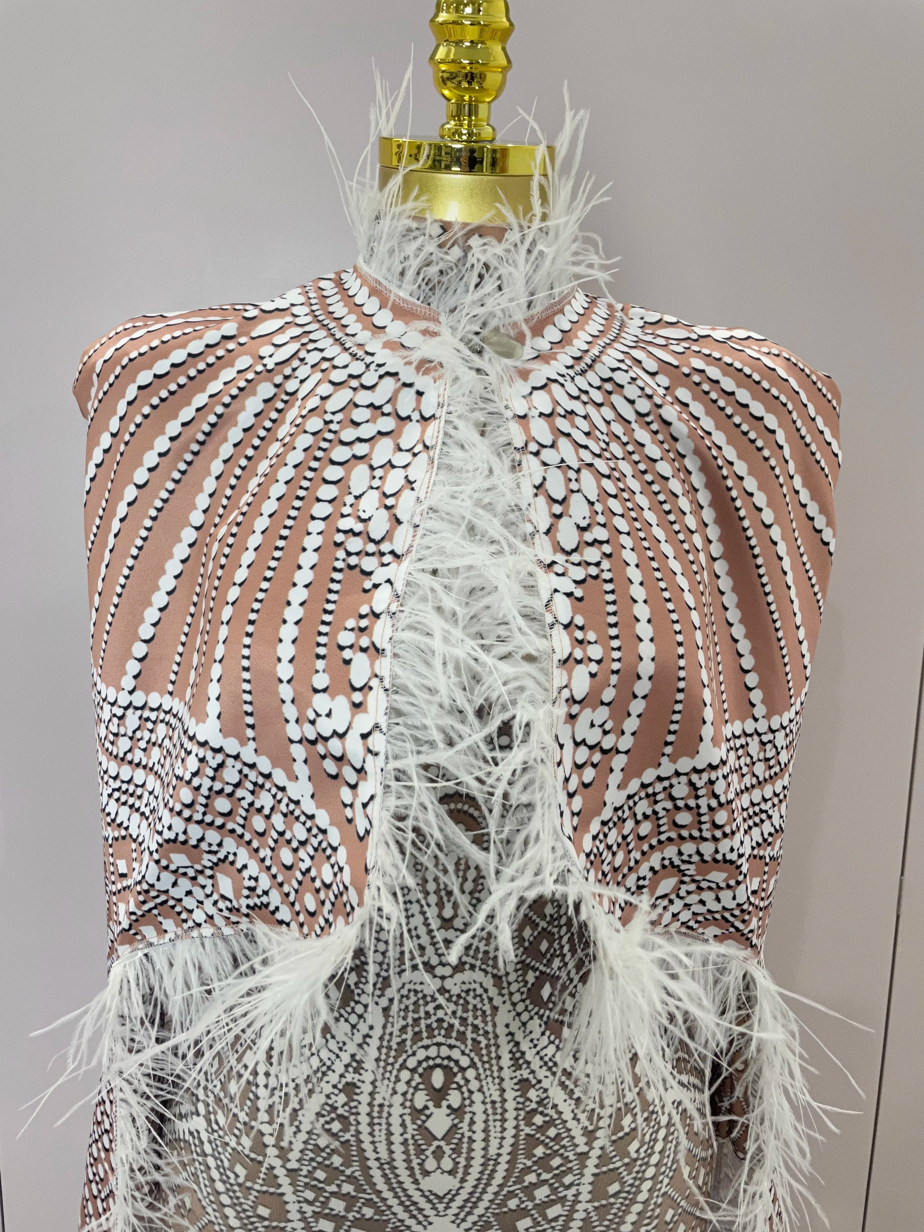 A'Rielle Feathers Cloak White Printing Sexy Sheath Jumpsuit